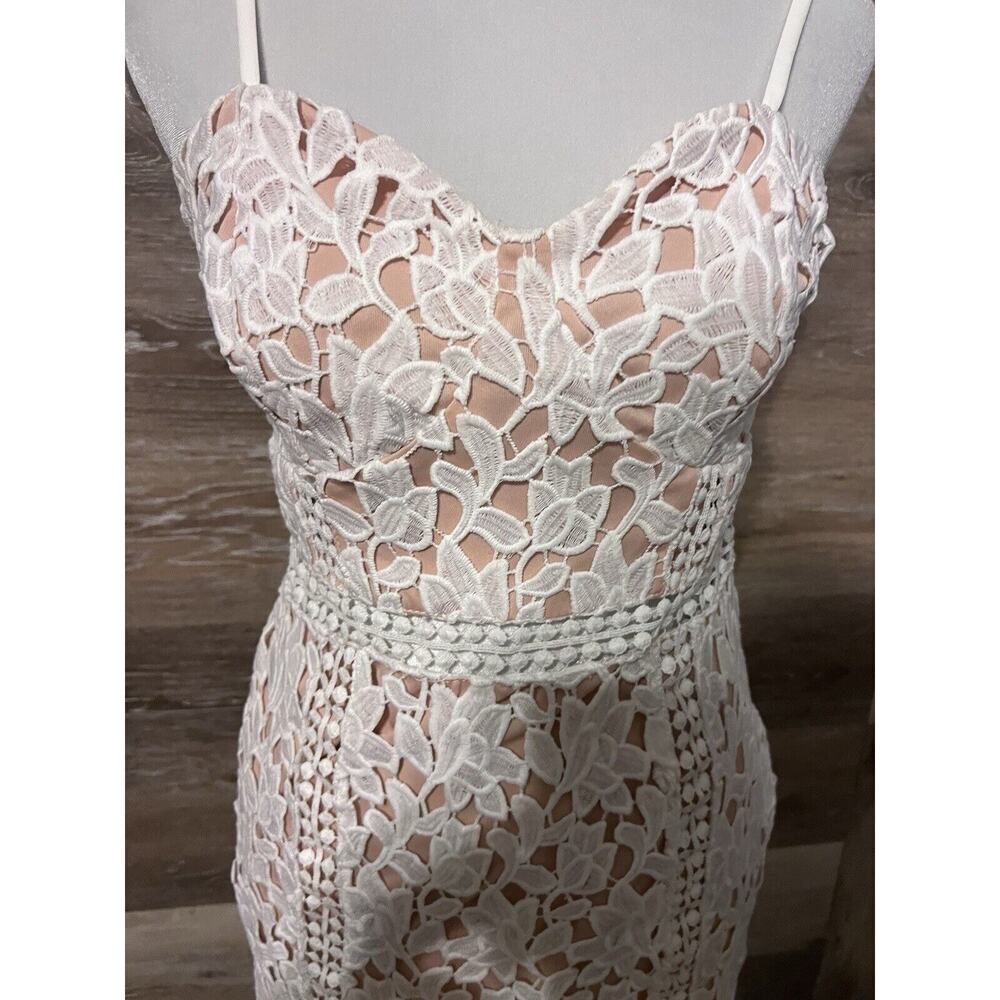 Lulu’s White Crochet Lace Dress Sz Small Hoco Prom Party Cocktail - Picture 6 of 11